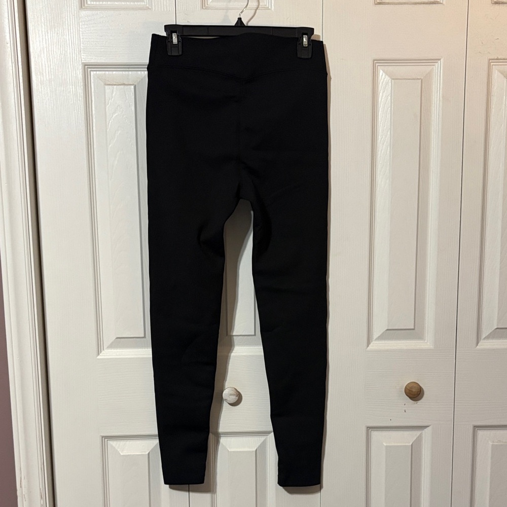 Control Classic‎ Black Women's Fleece lined Leggings, Size L(8-10) - Picture 2 of 6